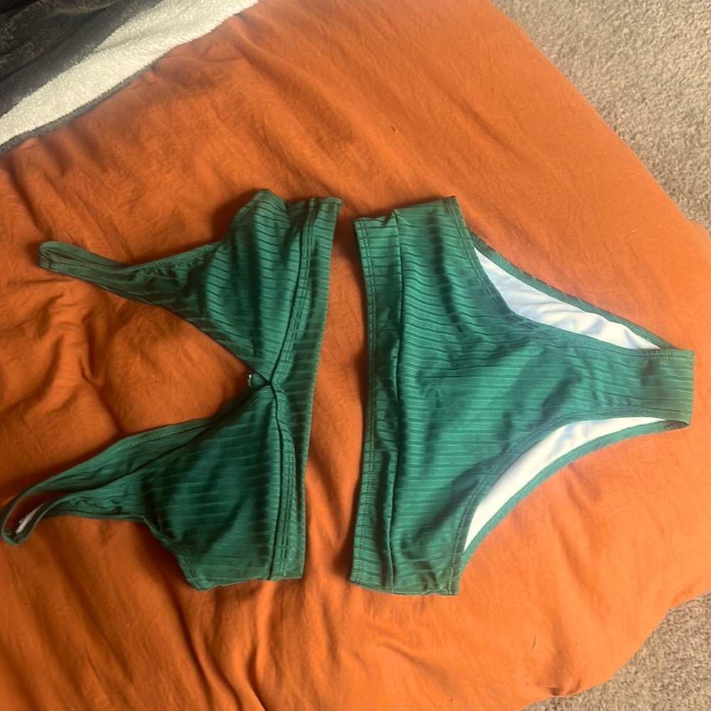 SHEIN bikini top and bottom size Medium
